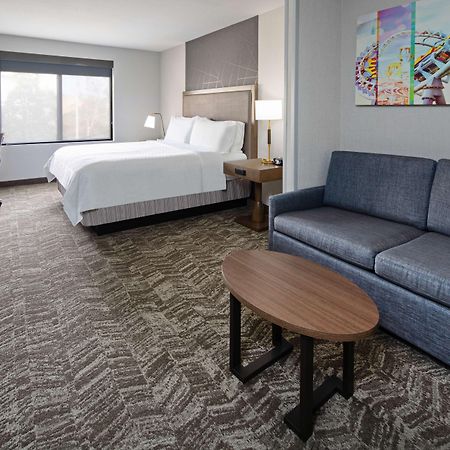 Best Western Valencia/Six Flags Inn & Suites Santa Clarita Bagian luar foto