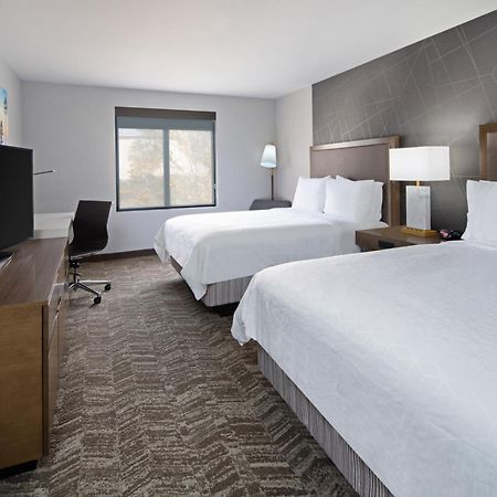 Best Western Valencia/Six Flags Inn & Suites Santa Clarita Bagian luar foto