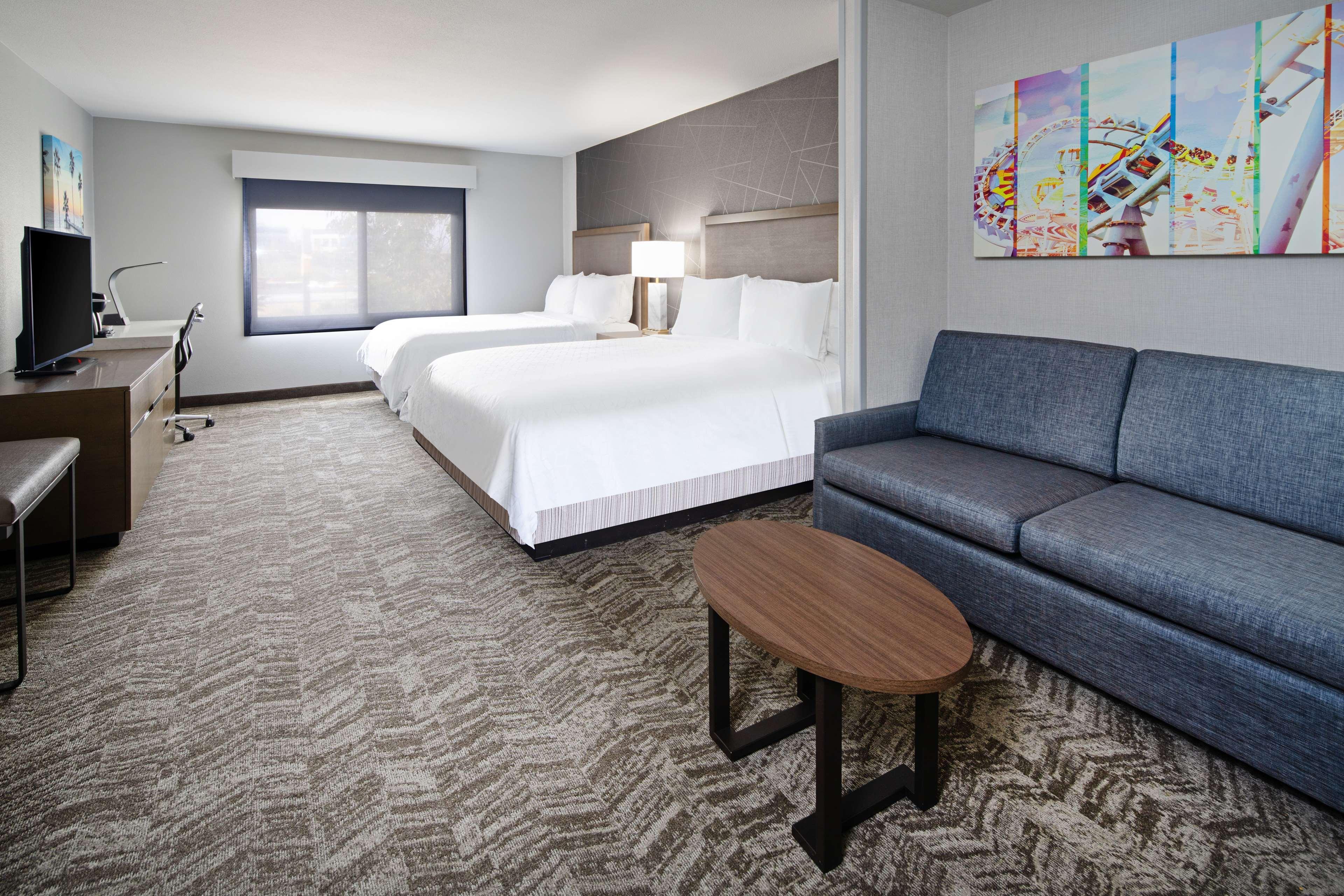 Best Western Valencia/Six Flags Inn & Suites Santa Clarita Bagian luar foto