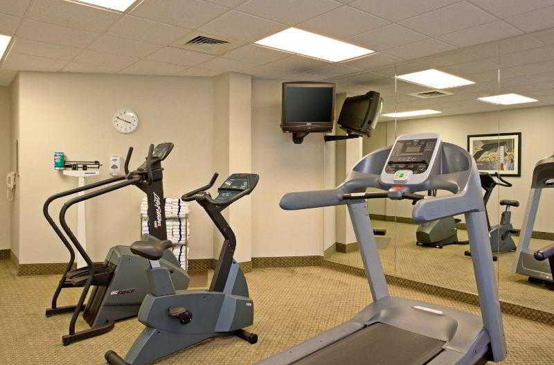 Best Western Valencia/Six Flags Inn & Suites Santa Clarita Bagian luar foto