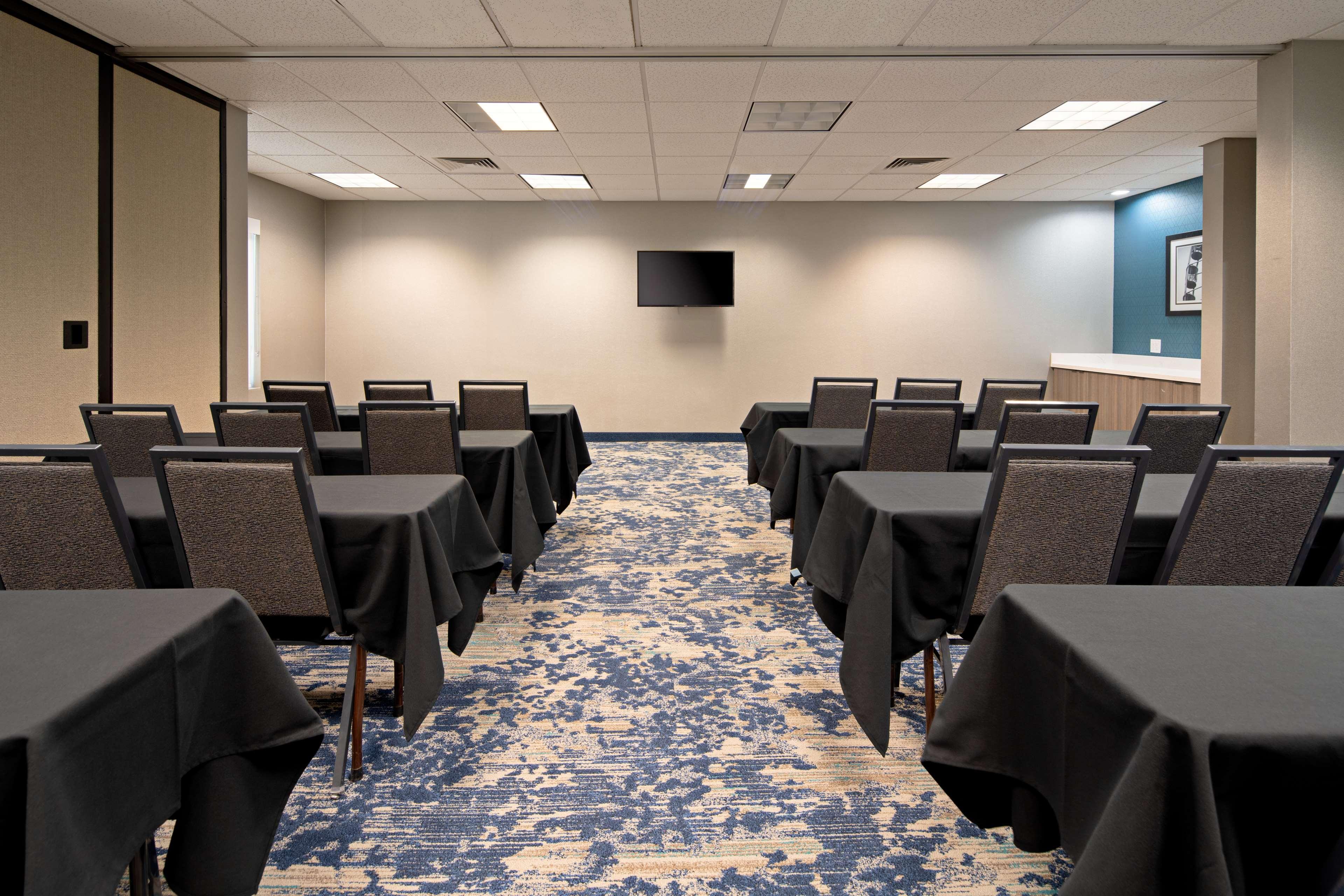 Best Western Valencia/Six Flags Inn & Suites Santa Clarita Bagian luar foto