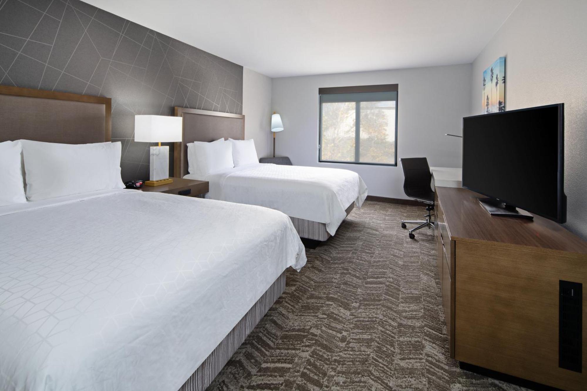 Best Western Valencia/Six Flags Inn & Suites Santa Clarita Bagian luar foto