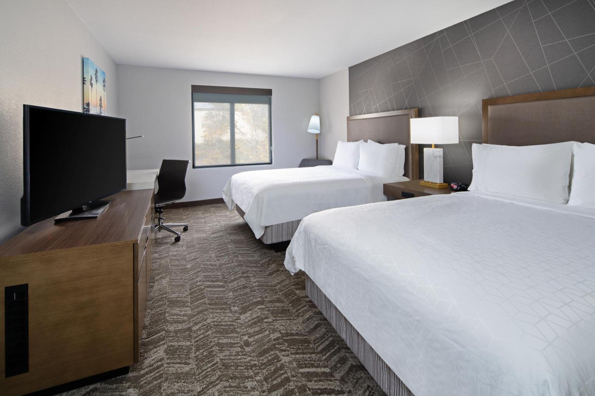 Best Western Valencia/Six Flags Inn & Suites Santa Clarita Bagian luar foto